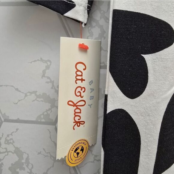 NWT Baby Girl's Heart Ruffle Romper Valentine's Day Halloween Christmas - Picture 5 of 9